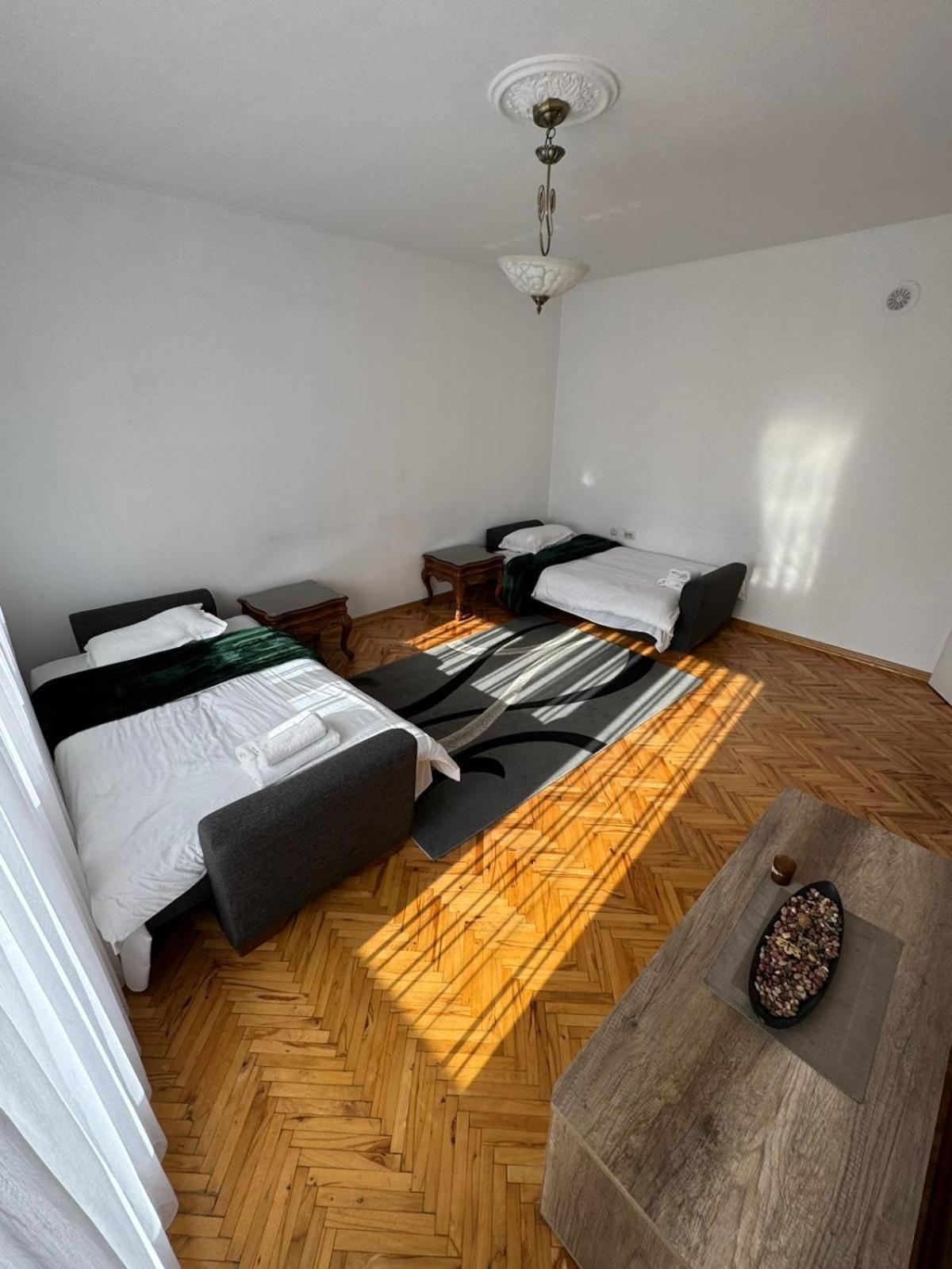 Green Apartments Prishtina Pristina Eksteriør billede
